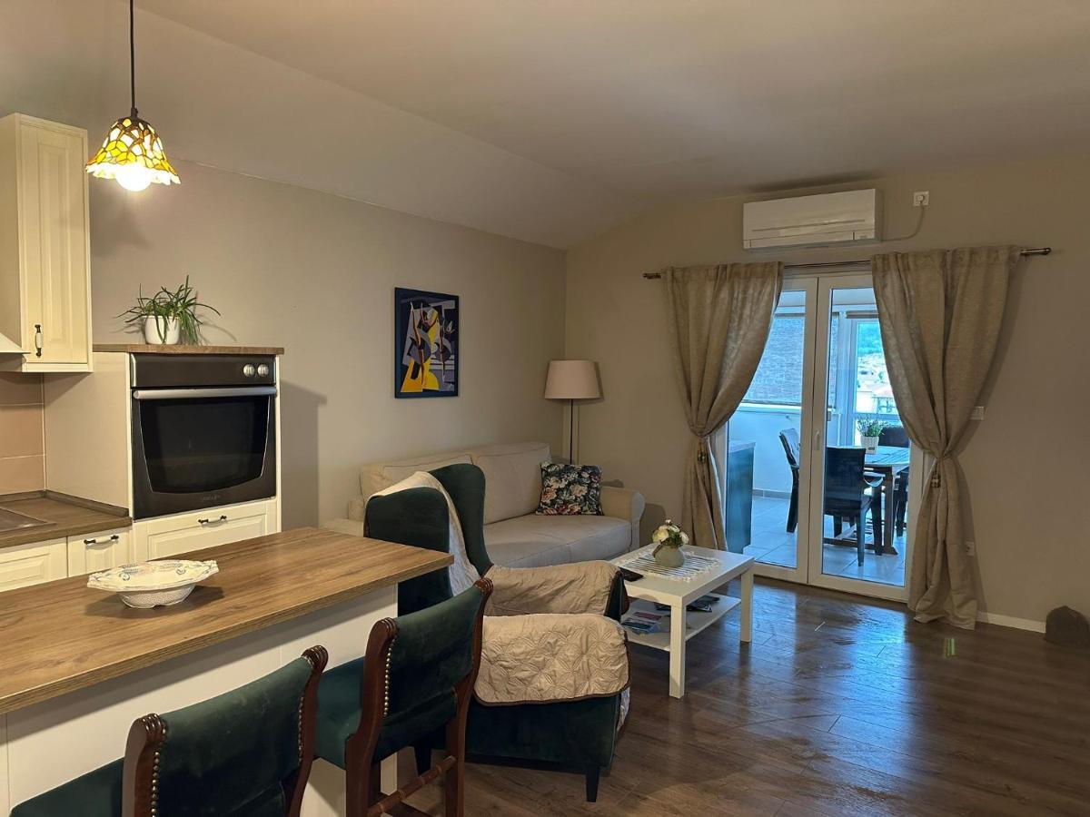 Apartman Lusy Tribalj Екстериор снимка